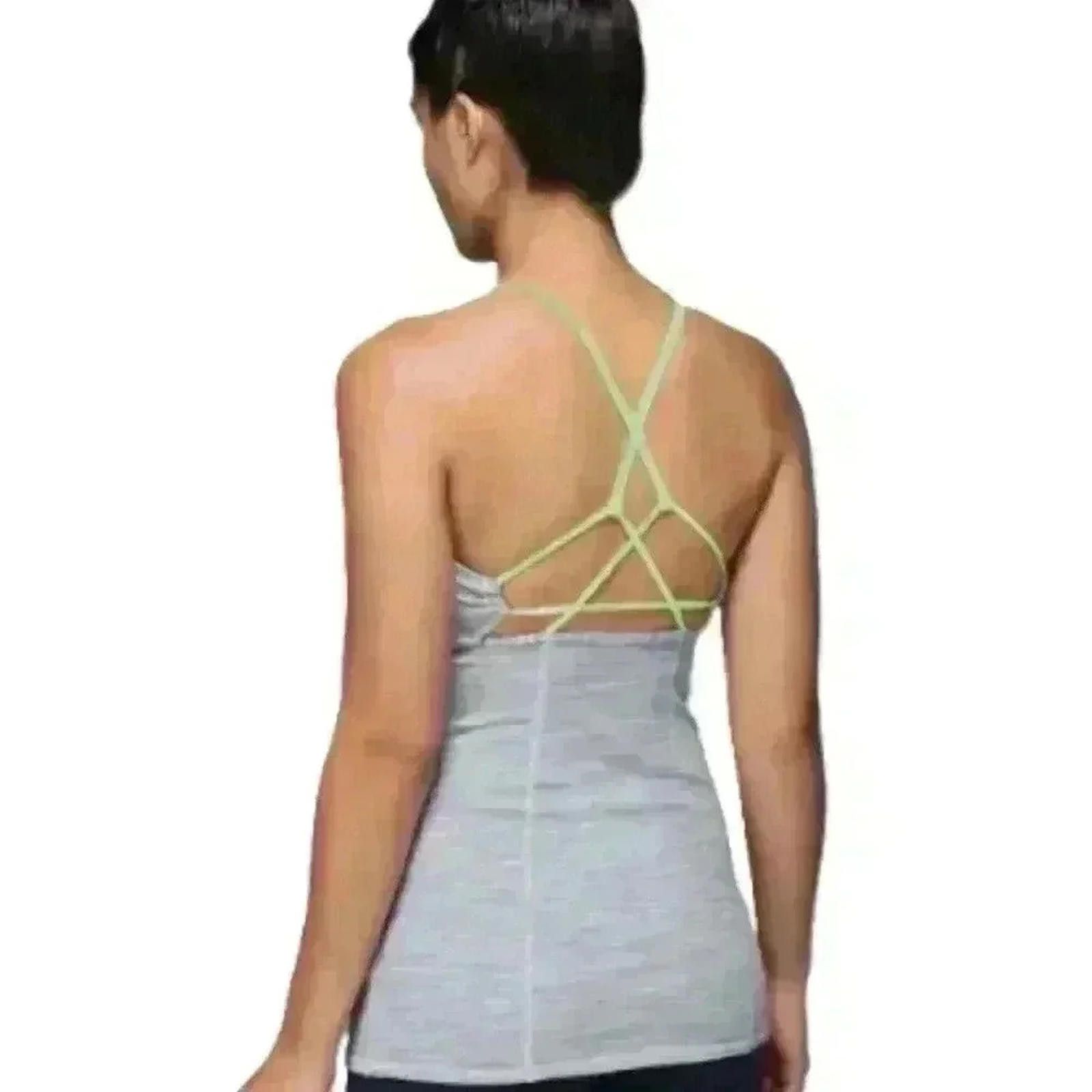 Lululemon Lululemon Dancing Warrior Tank Silver Spoon/Clear Mint Sz 10 Size L / US 10 / IT 46 - 3 Thumbnail