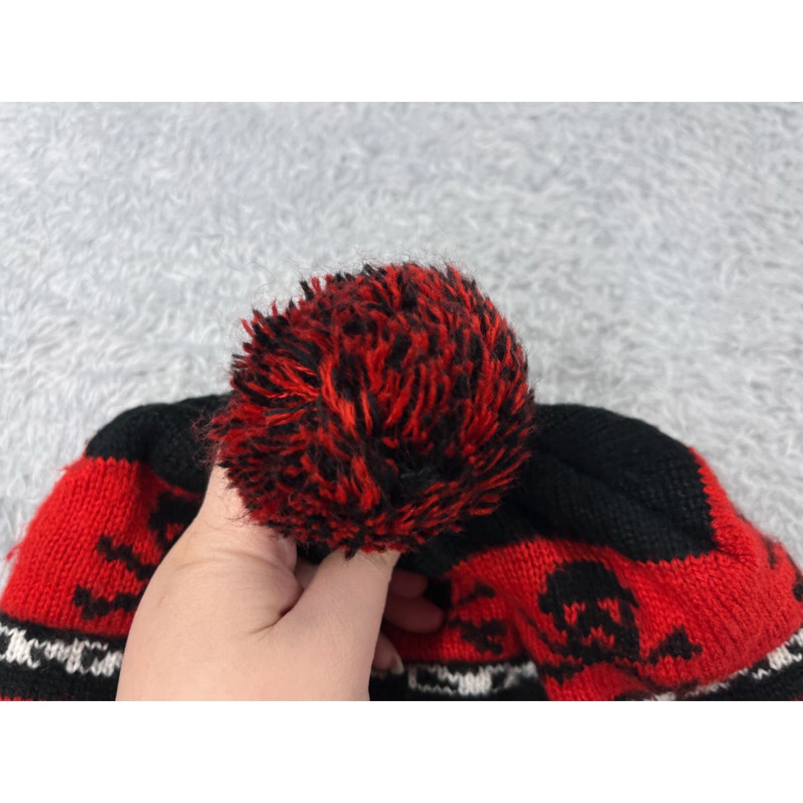 Old Navy Old Navy Camouflage Beanie Hat Unisex Adult One Size Red Lightweight Lined Outdoor Ski Skull Mens/Womens Size ONE SIZE - 3 Thumbnail