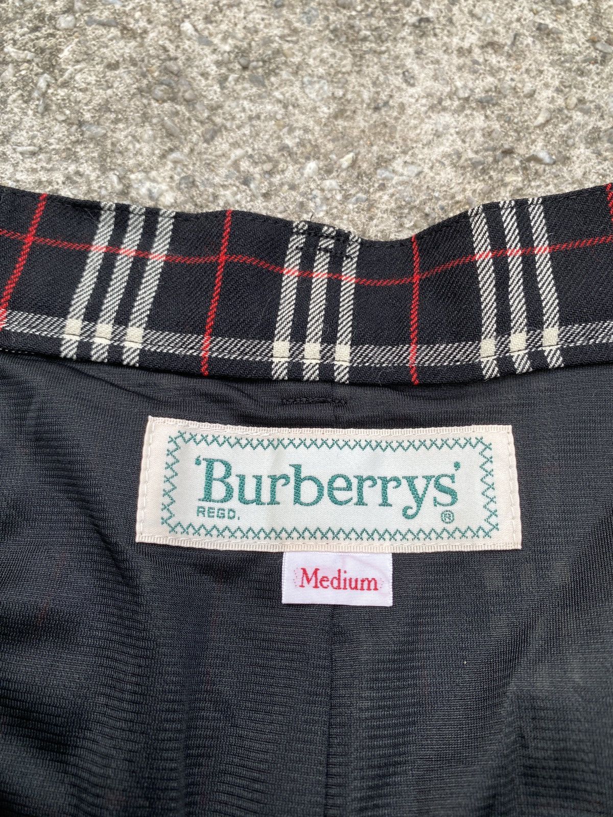 Burberry × Burberry Prorsum × Vintage Vintage 90’s Burberrys Golf Novacheck Short Pant Size 24" / US 00 / IT 34 - 9 Thumbnail