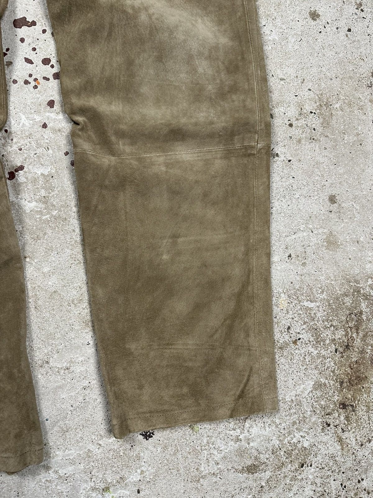 Genuine Leather × Vintage Vintage 90s Beige Suede Leather Cargo Pants Size US 36 / EU 52 - 3 Thumbnail