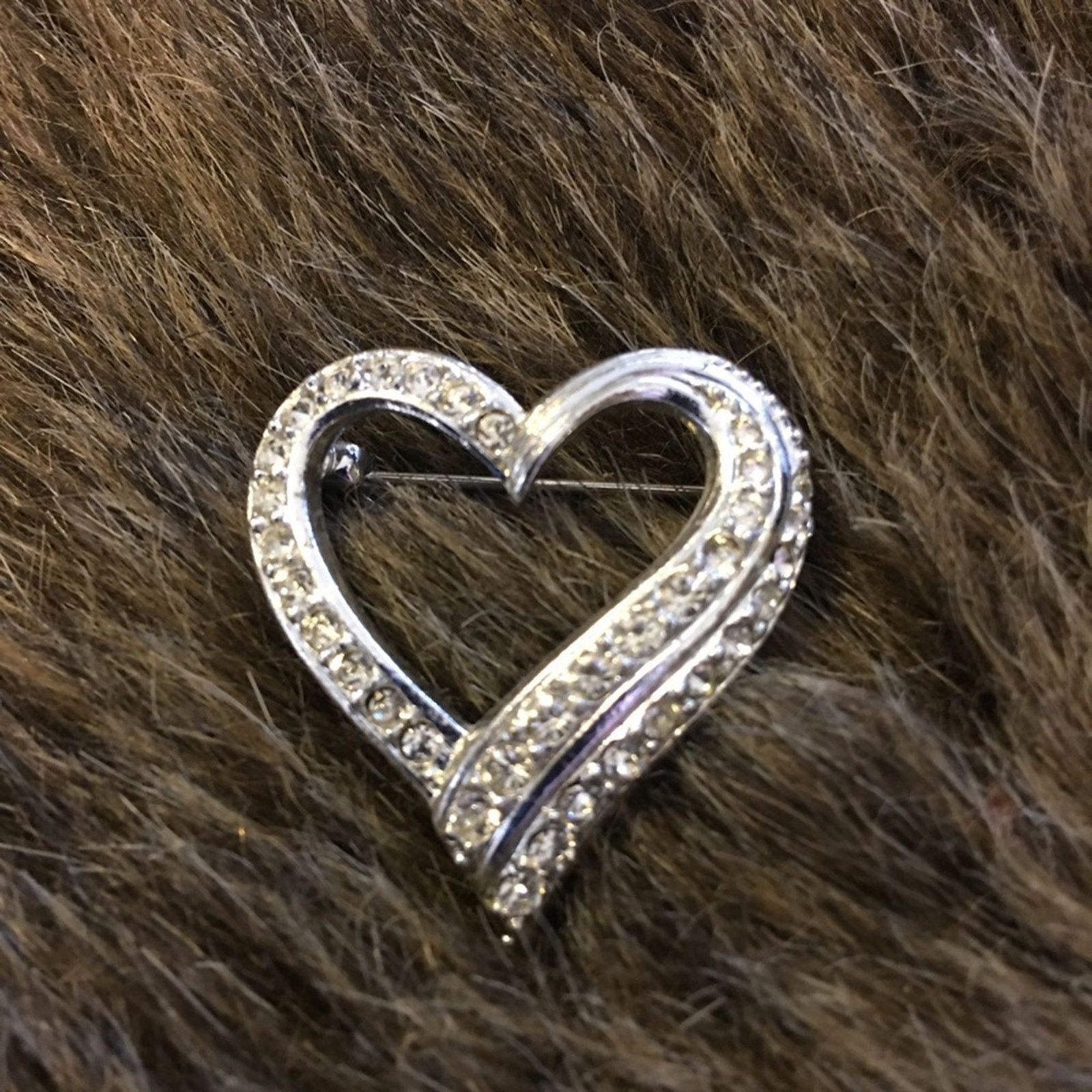 Vintage Vintage 80s silver tone rhinestone heart brooch Size ONE SIZE - 1 Thumbnail
