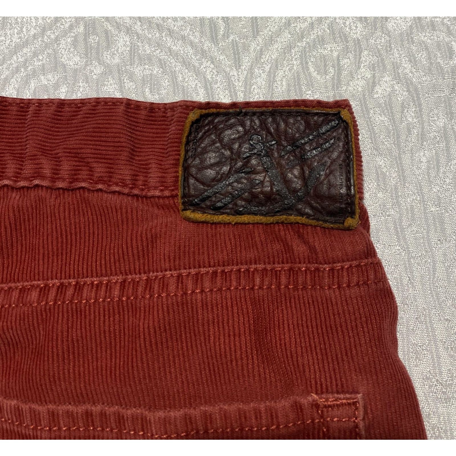 Dockers Dockers Pants Mens 34x32 Red Straight Fit Corduroy Classic Casual Pockets Mens Regular Style Chino Pocket Jeans Size US 34 / EU 50 - 3 Thumbnail