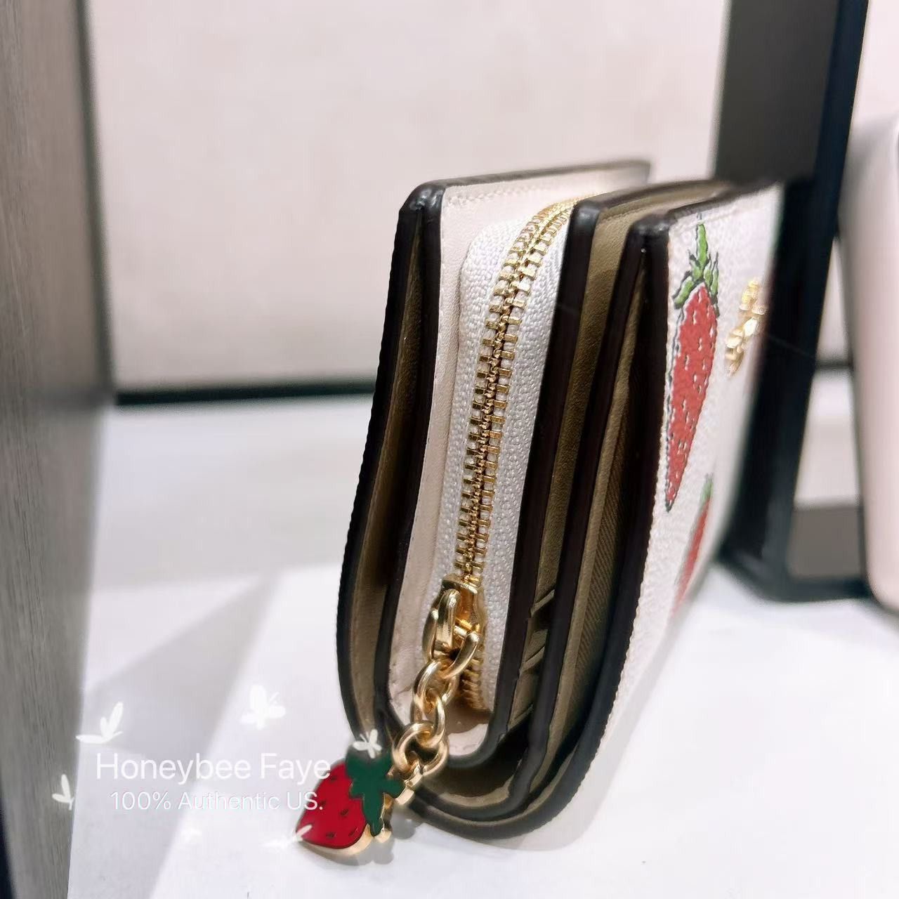 Coach Snap Wallet With Strawberry Print CAP18 Size ONE SIZE - 3 Thumbnail
