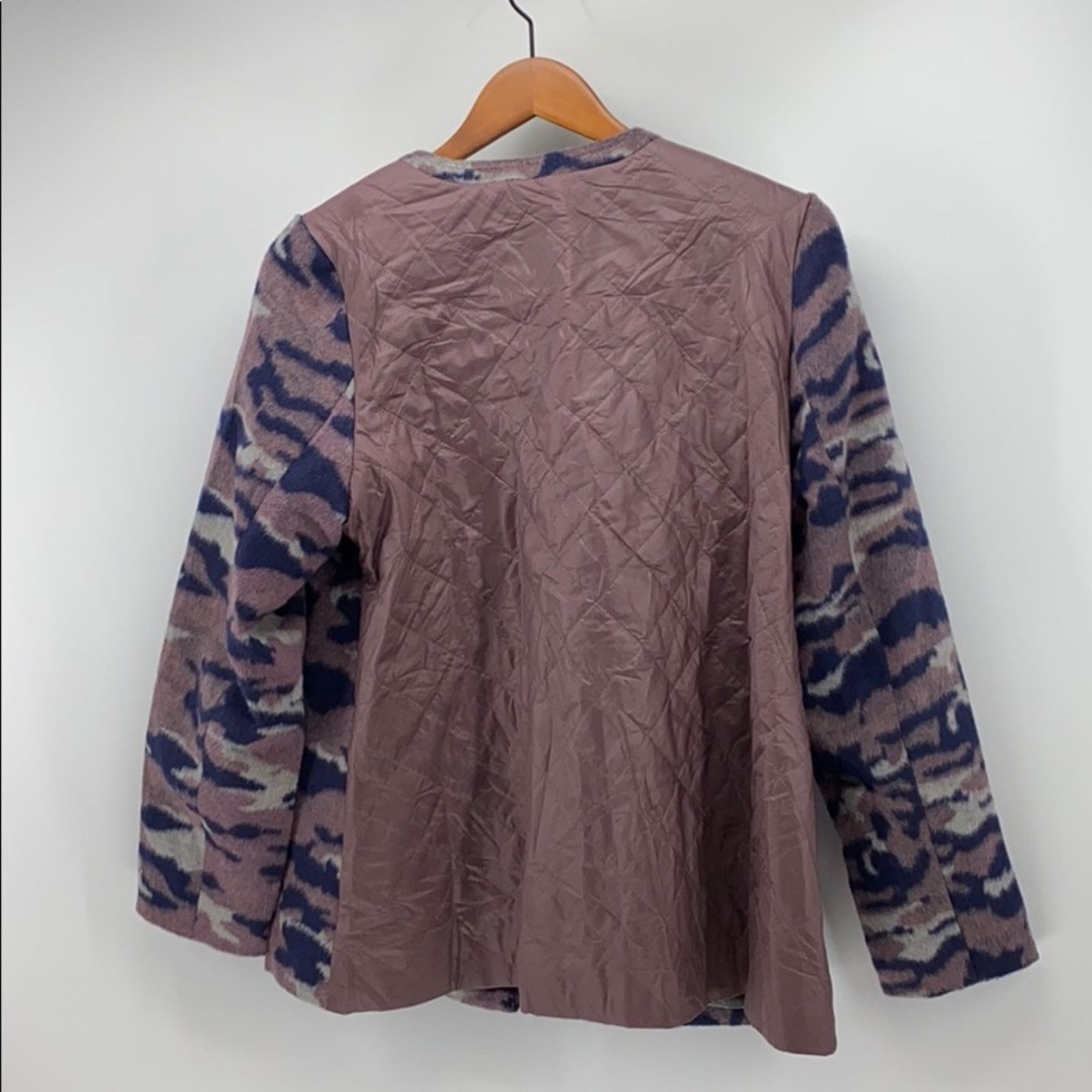 Other LOGO by Lori Goldstein Mauve Camo Quilted jacket size 12 Size XL / US 12-14 / IT 48-50 - 2 Thumbnail