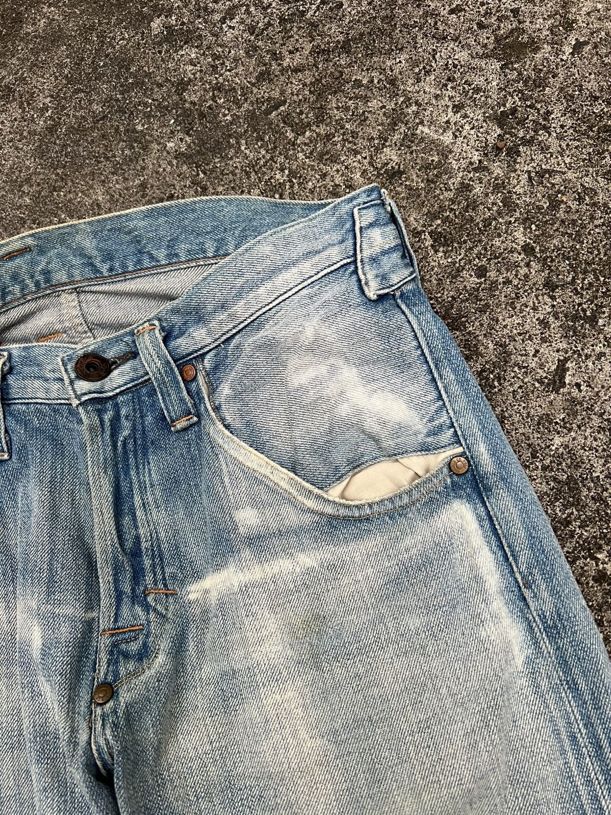 Levi's × Levi's Vintage Clothing VINTAGE LEVIS RED BUTTON NO.7 SELVEDGE DISTRESS JEAN Size US 30 / EU 46 - 7 Thumbnail