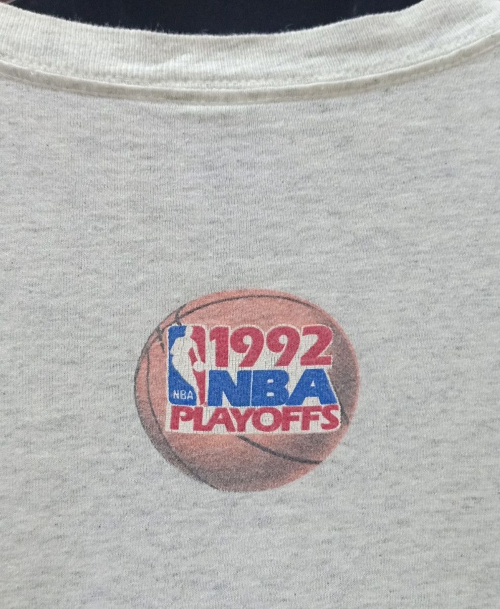 NBA × Vintage Vintage 90s NBA Playoffs Chicago Bulls Red Heat T-shirt Size US L / EU 52-54 / 3 - 3 Thumbnail
