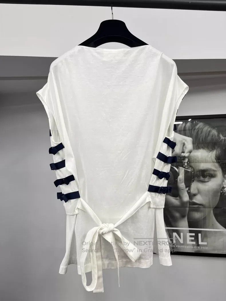 Chanel Chanel 21c handmade beaded bow blue bead short sleeves Size XS / US 0-2 / IT 36-38 - 3 Thumbnail