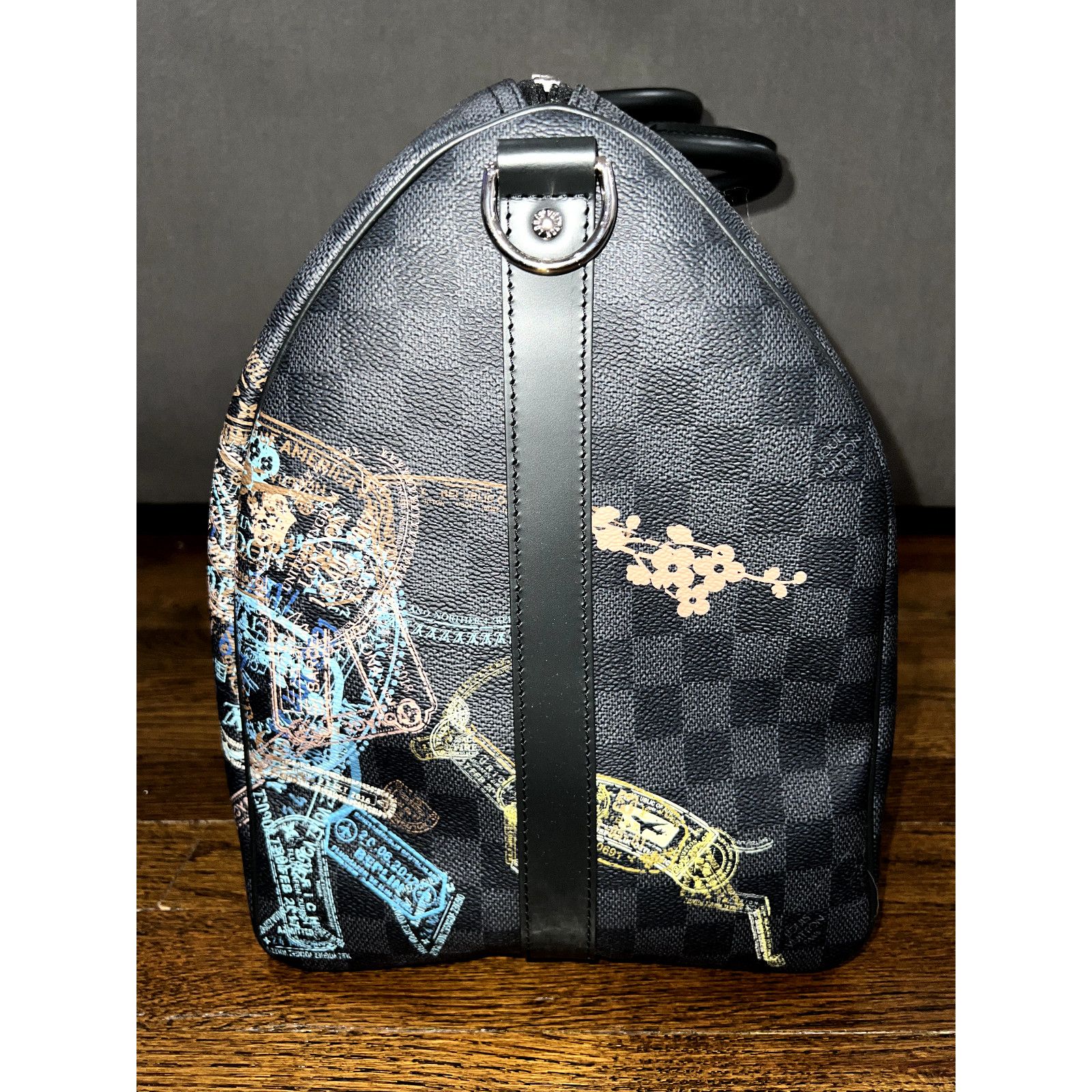 Louis Vuitton Louis Vuitton Graphite Stamps Animals Weekend Bag Size ONE SIZE - 8 Thumbnail