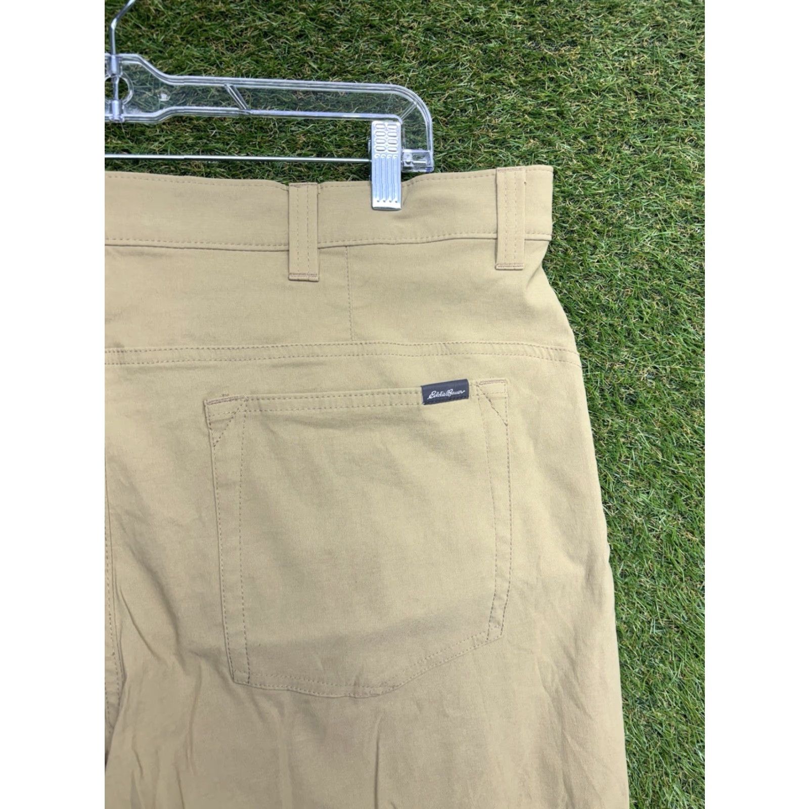 Eddie Bauer Eddie Bauer Travex Pants Mens 38x32 Horizon Guide Flex Performance Hiking Beige Size US 38 / EU 54 - 7 Thumbnail