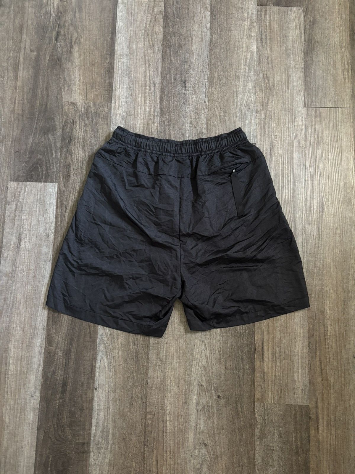 Nike Nike Lab 100% Nylon Oversized Shorts Baggy Size US 36 / EU 52 - 4 Thumbnail
