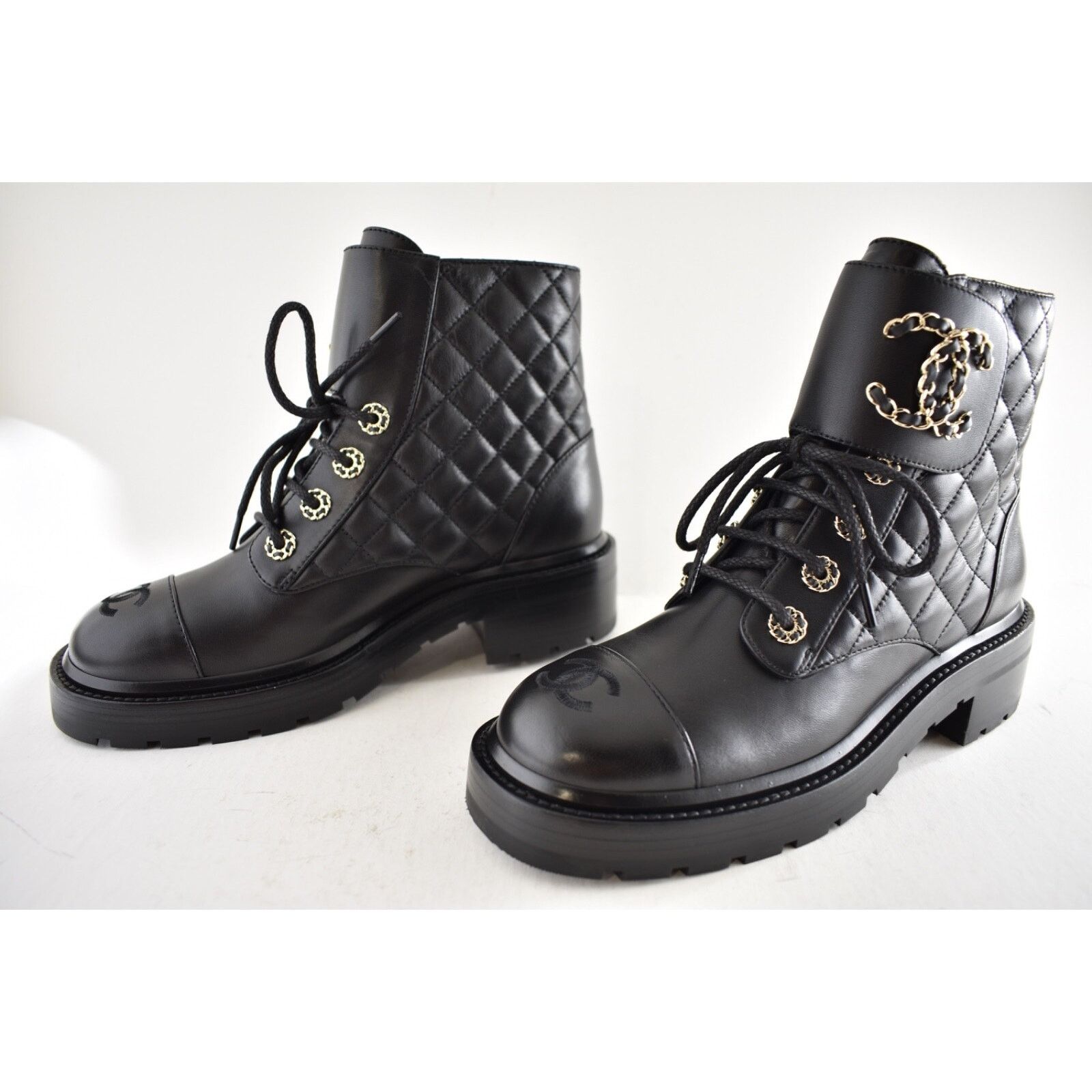 Chanel Chanel 21A Black Quilted Gold CC Chain Combat Lace Up Size US 12 / IT 42 - 13 Thumbnail
