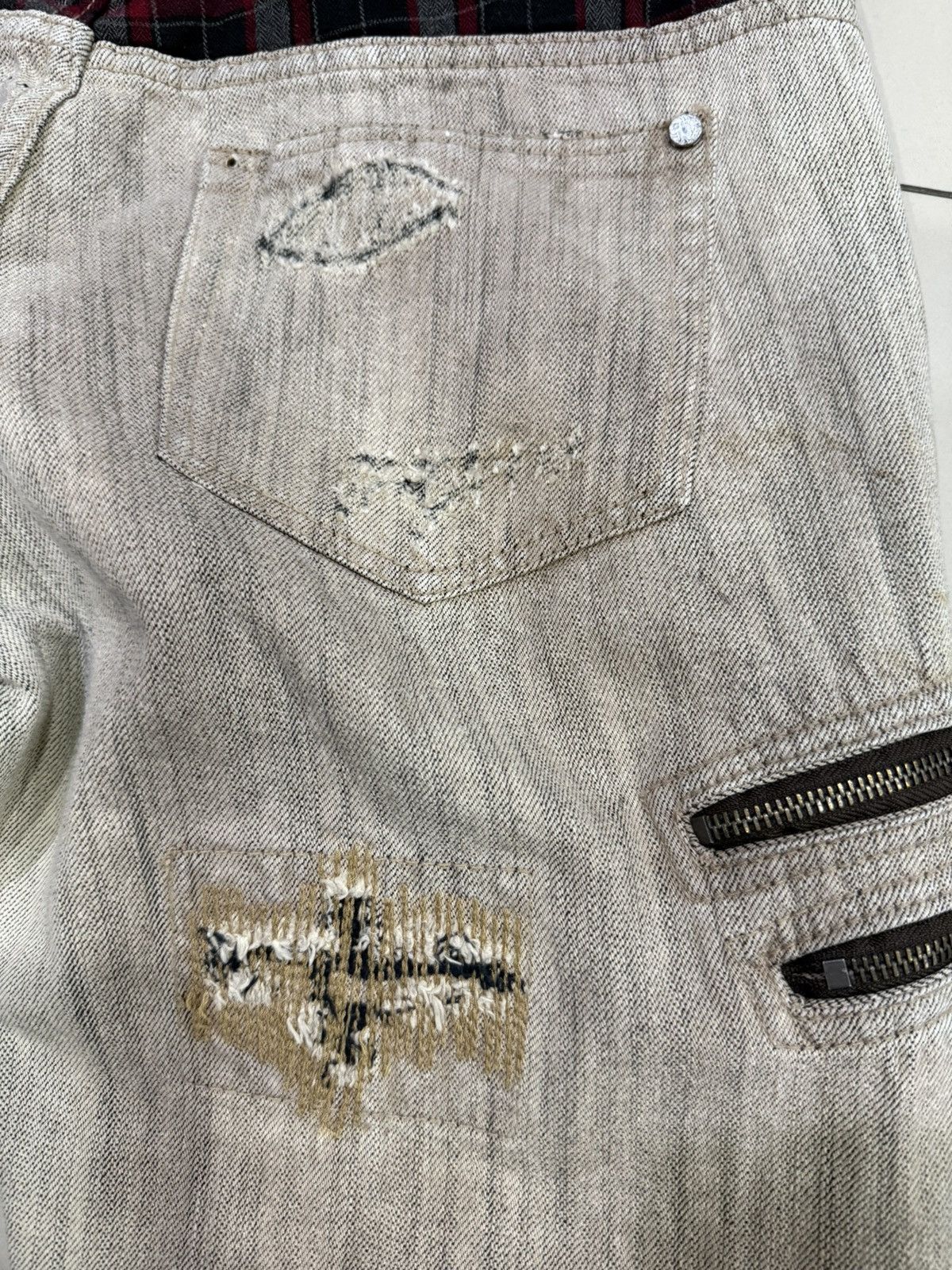 In The Attic Vintage In the attic japan punk design distressed jeans Size US 32 / EU 48 - 5 Thumbnail