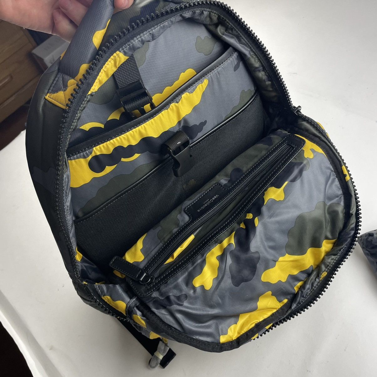 Other Vee Collective Quilted Camo Back Pack Bag New Without Tags Size ONE SIZE - 6 Thumbnail