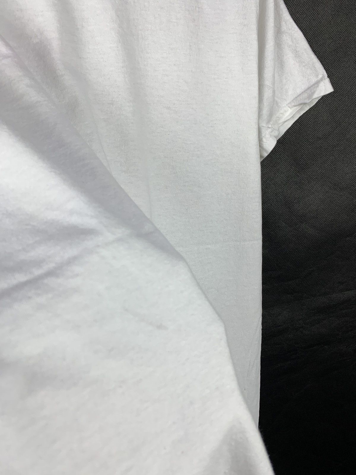 Gildan Steals! Highatus 3D Art Colorful Tee Streetwear Size US M / EU 48-50 / 2 - 5 Thumbnail