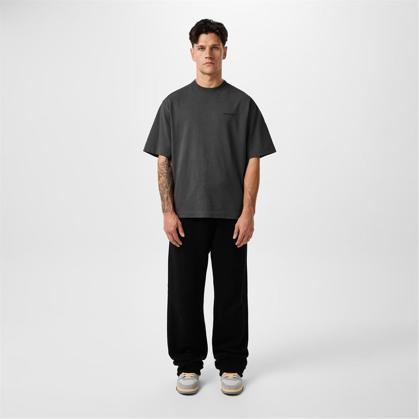 Off-White o1g2r1mq0226 Skate Short Sleeve T-Shirt In Gray Size US XS / EU 42 / 0 - 3 Thumbnail