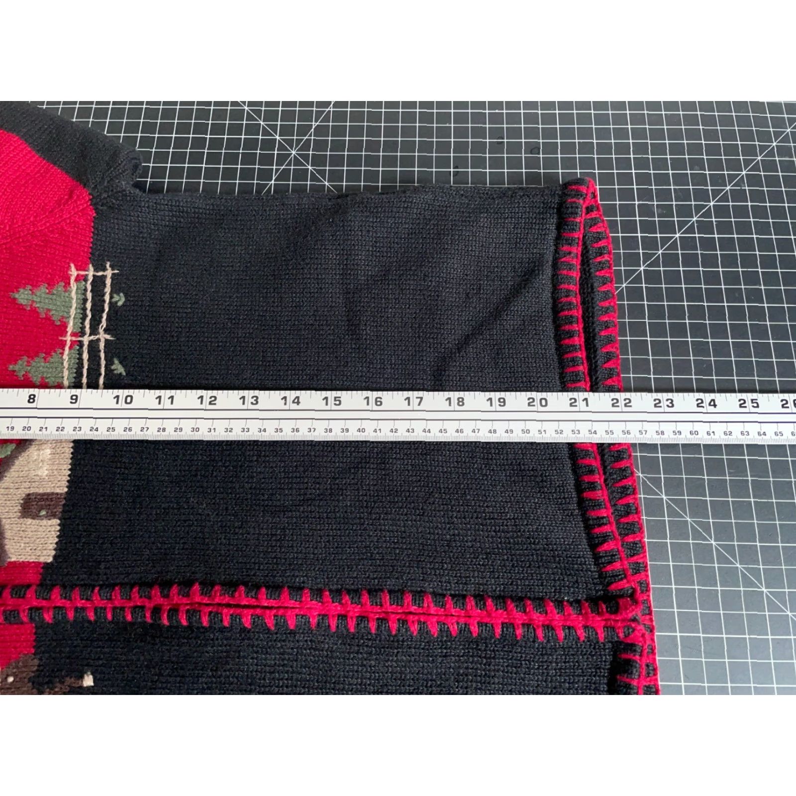 Vintage VINTAGE Hand Embroidered Scenic Nature Zip Cardigan Women's Large Black Red Moose 2002 Size L / US 10 / IT 46 - 6 Thumbnail