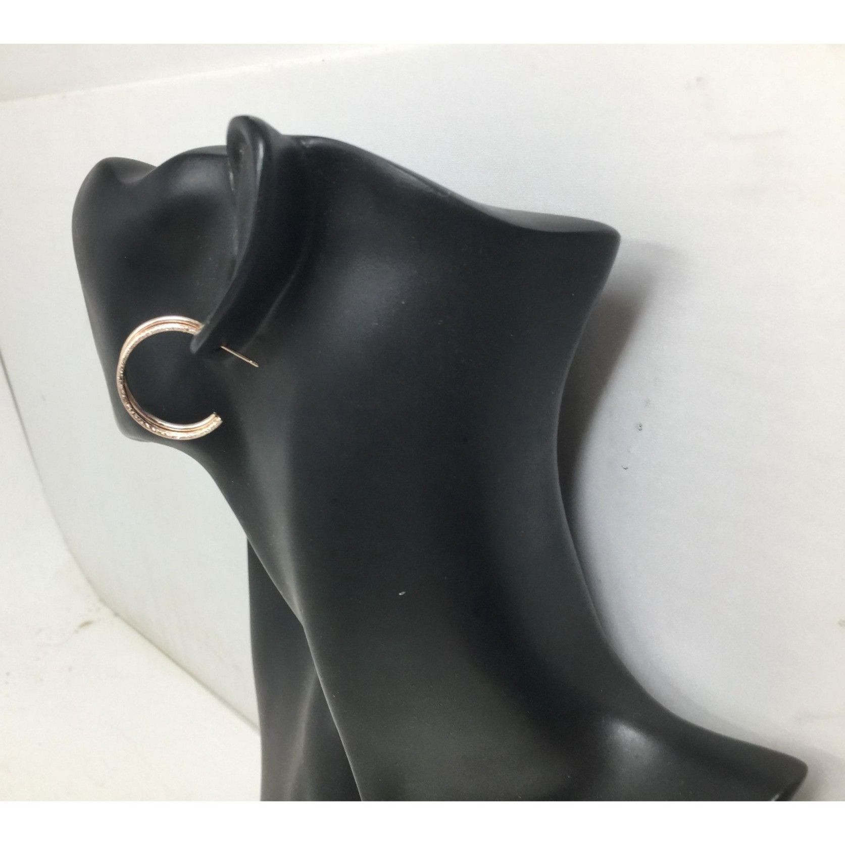Other Women's Small Rose Gold Double Hoop Earrings Size ONE SIZE - 4 Thumbnail