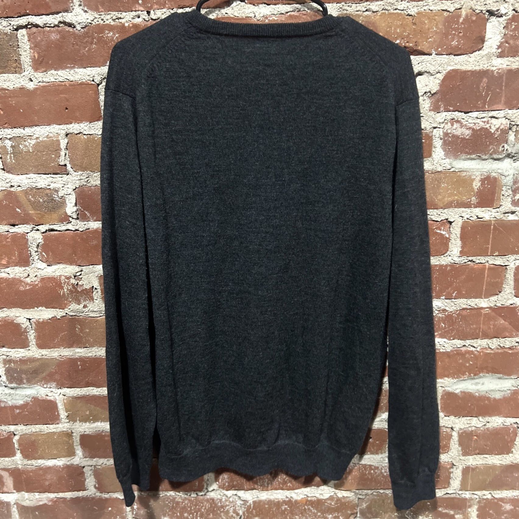 J.Crew VINTAGE J.CREW Wool Blend Sweater Pullover Men L Charcoal Gray V-Neck Long Sleeve Winter Fall Woolen Knit Han. Size US L / EU 52-54 / 3 - 3 Thumbnail