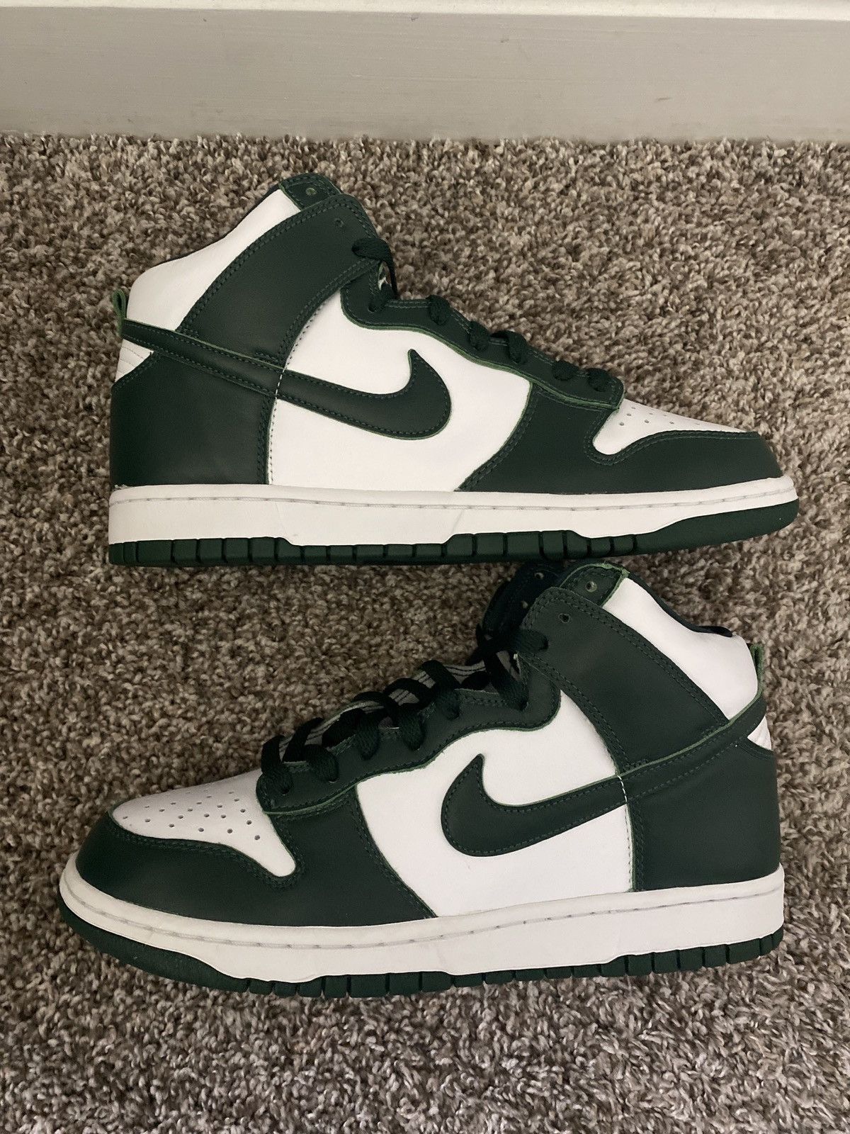Nike Dunk High Spartan Green Size US 9.5 / EU 42-43 - 1 Thumbnail