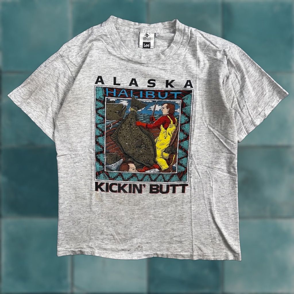 Lee VINTAGE Lee T-Shirt Men Medium Gray Fish Graphic 90s Alaska Halibut Kickin Butt Summer Fall Winter Spring Size US M / EU 48-50 / 2 - 1 Thumbnail