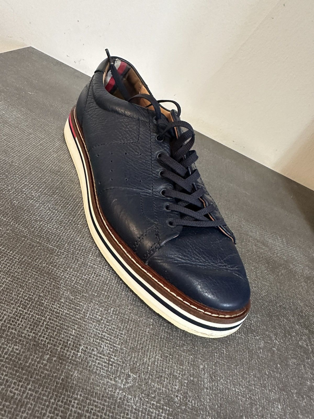 Tommy Hilfiger Scarpa Size US 7 / EU 40 - 1 Thumbnail