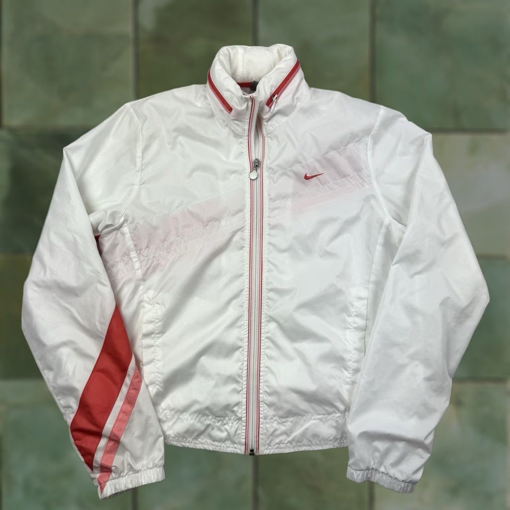 Nike VINTAGE Nike Windbreaker Womens Jacket M White Hooded Sports 90s Y2K Size M / US 6-8 / IT 42-44 - 1 Thumbnail