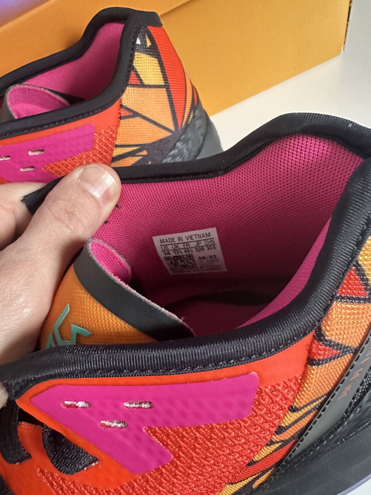 Adidas Adidas D.O.N. Day of the Dead Size US 14 / EU 47 - 9 Thumbnail