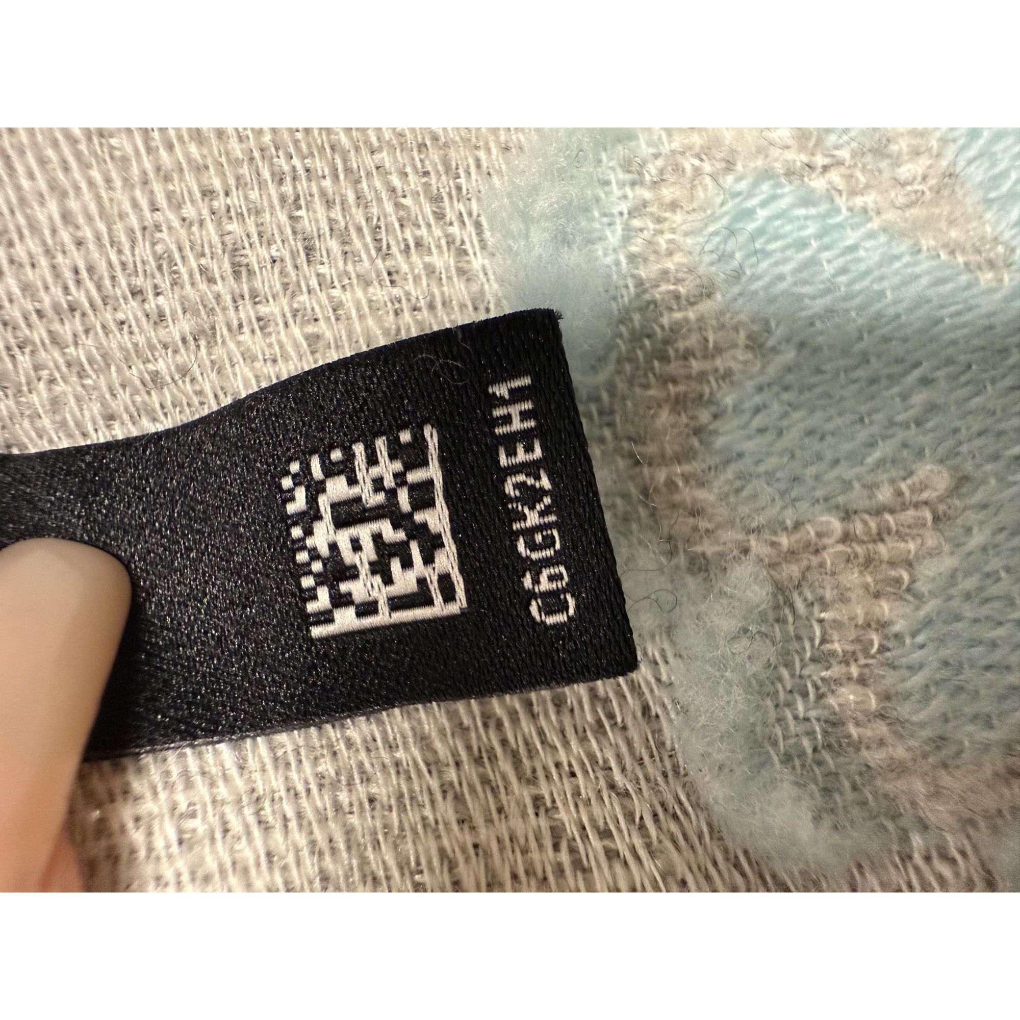Chanel Chanel Gray Multicolor Logo Pattern Scarf 43% Cashmere 36% W Size ONE SIZE - 4 Thumbnail