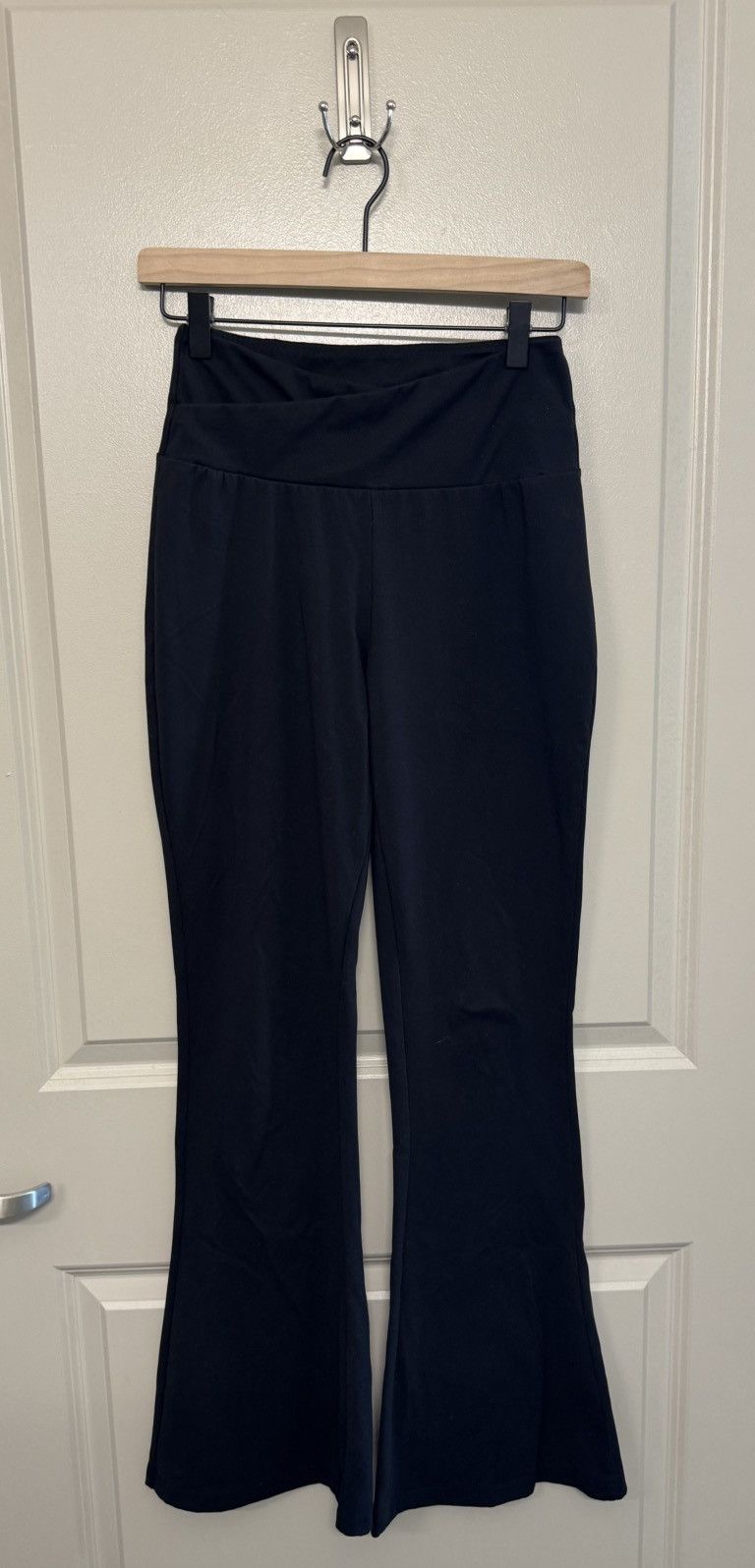 Other Women’s flare yoga pants Size 26" / US 2 / IT 38 - 1 Thumbnail