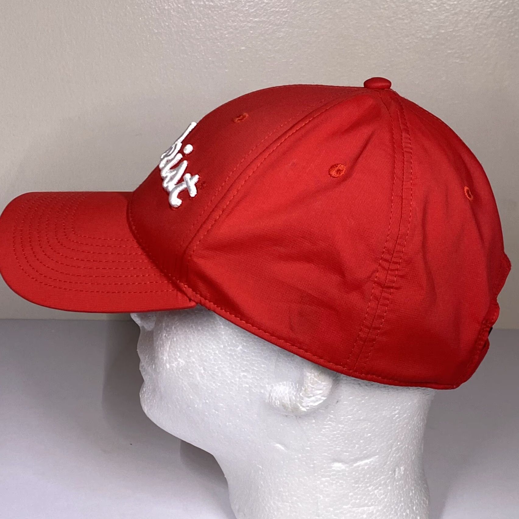 Titleist VINTAGE Titleist Red The Legend Golf Adjustable Strap Baseball Cap Hat Size ONE SIZE - 7 Thumbnail