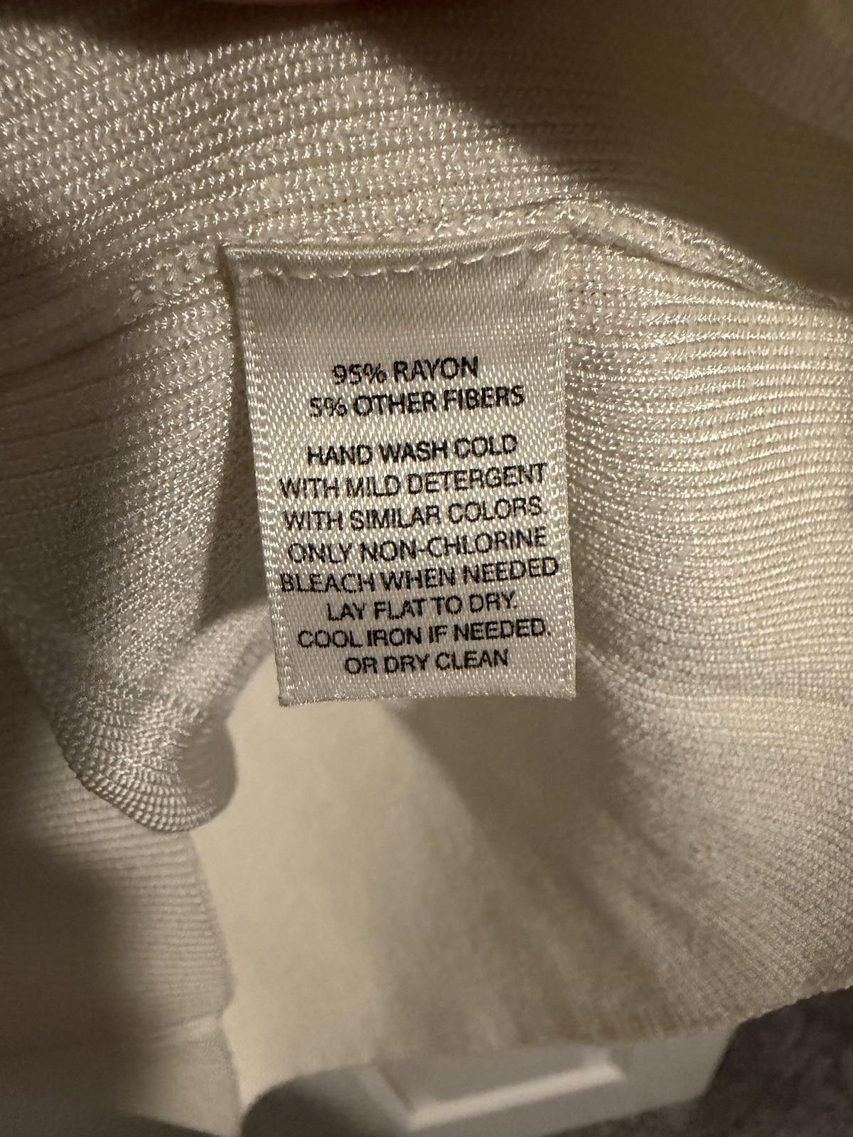 Other White House Black Market Beige and White Striped Knit Top, M Size M / US 6-8 / IT 42-44 - 3 Thumbnail
