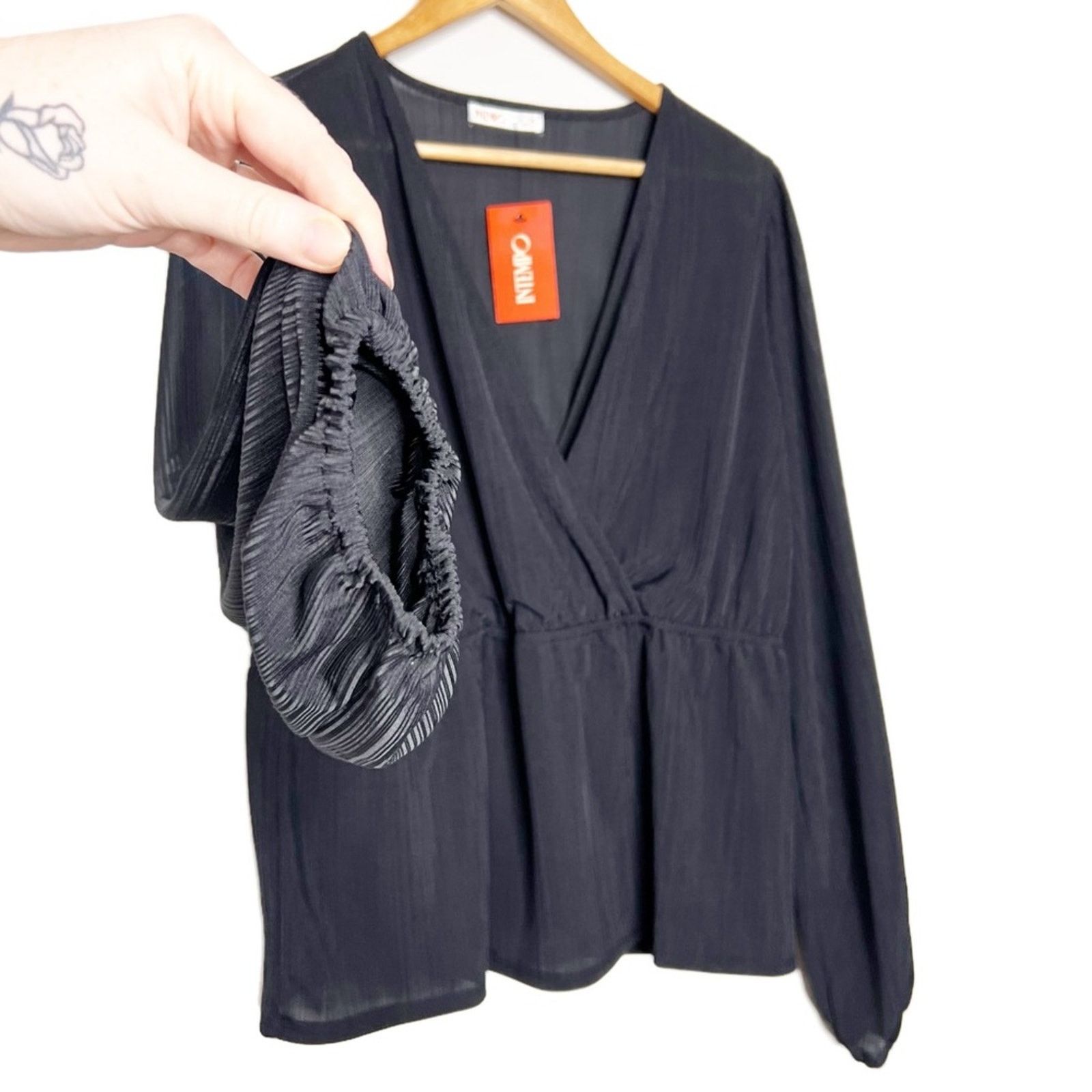 Kohl's New with tag Intempo Women’s Satin Wrap Style Blouse Size XL / US 12-14 / IT 48-50 - 4 Thumbnail