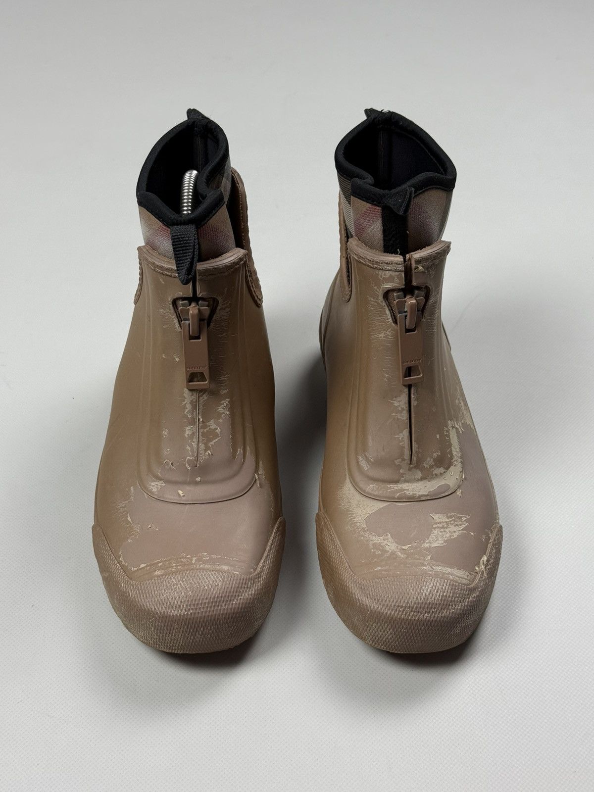 Burberry Burberry Ladies Check Plaid Rubber Rain Boots Shoes Size US 8 / IT 38 - 10 Thumbnail