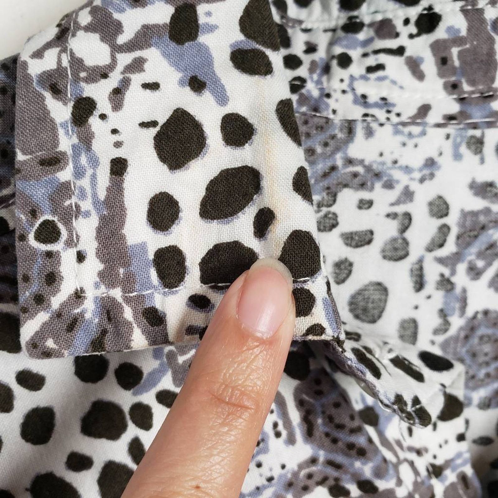 Other Animal Print Block Print Button Up Shirt Mens Small White Size US S / EU 44-46 / 1 - 9 Thumbnail
