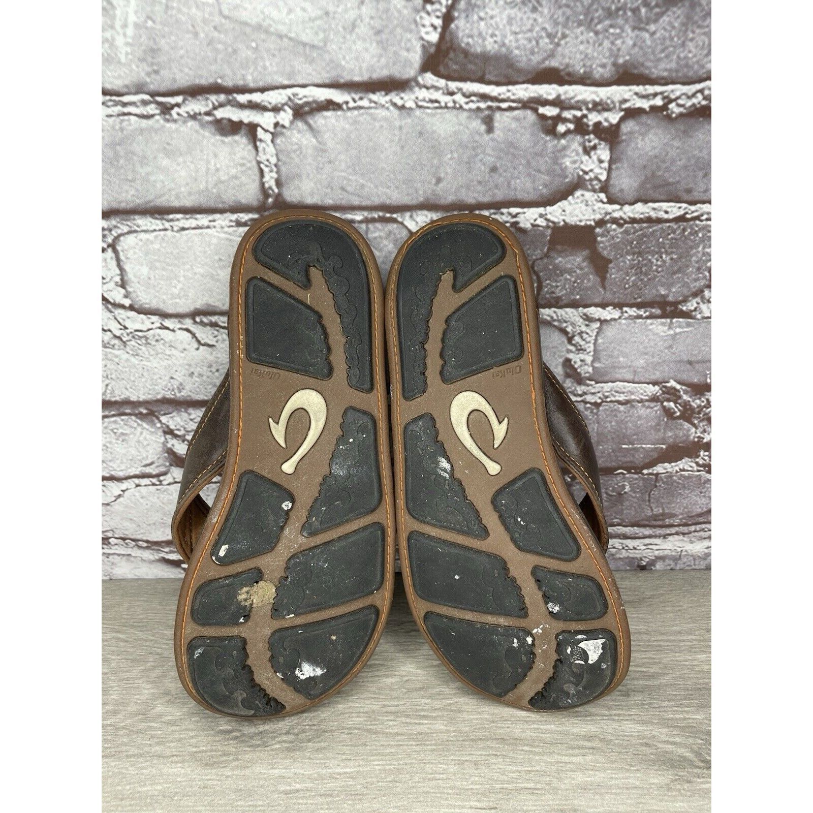 Olukai Olukai Nui-M Brown Leather Flip Flops Beach Sandals Men Sz 9 Size US 9 / EU 42 - 6 Thumbnail