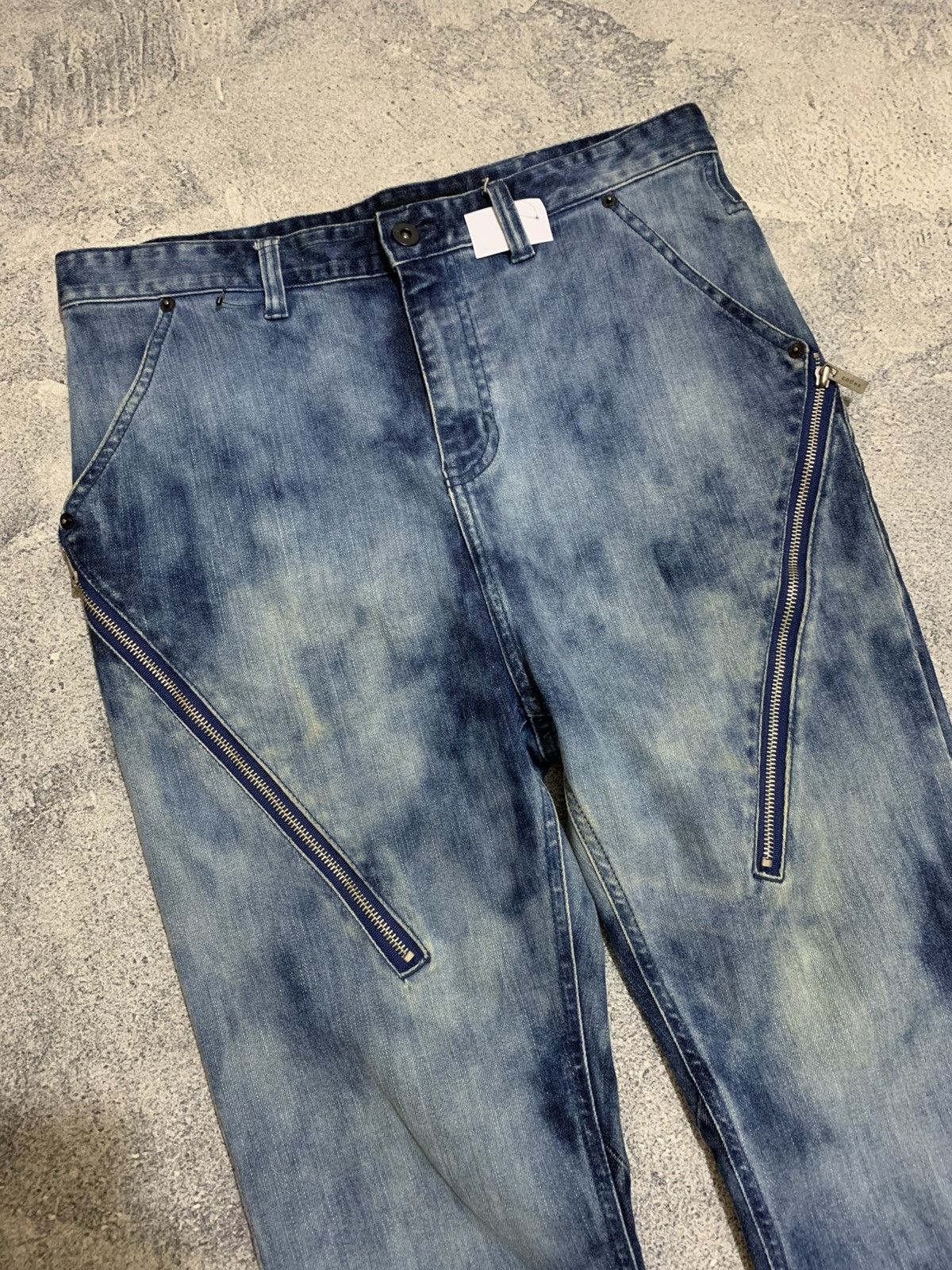 Japanese Brand ❤️‍🔥ACCEPTOFFERS❤️‍🔥 Codes Combine Faded Jeans Size US 32 / EU 48 - 3 Thumbnail