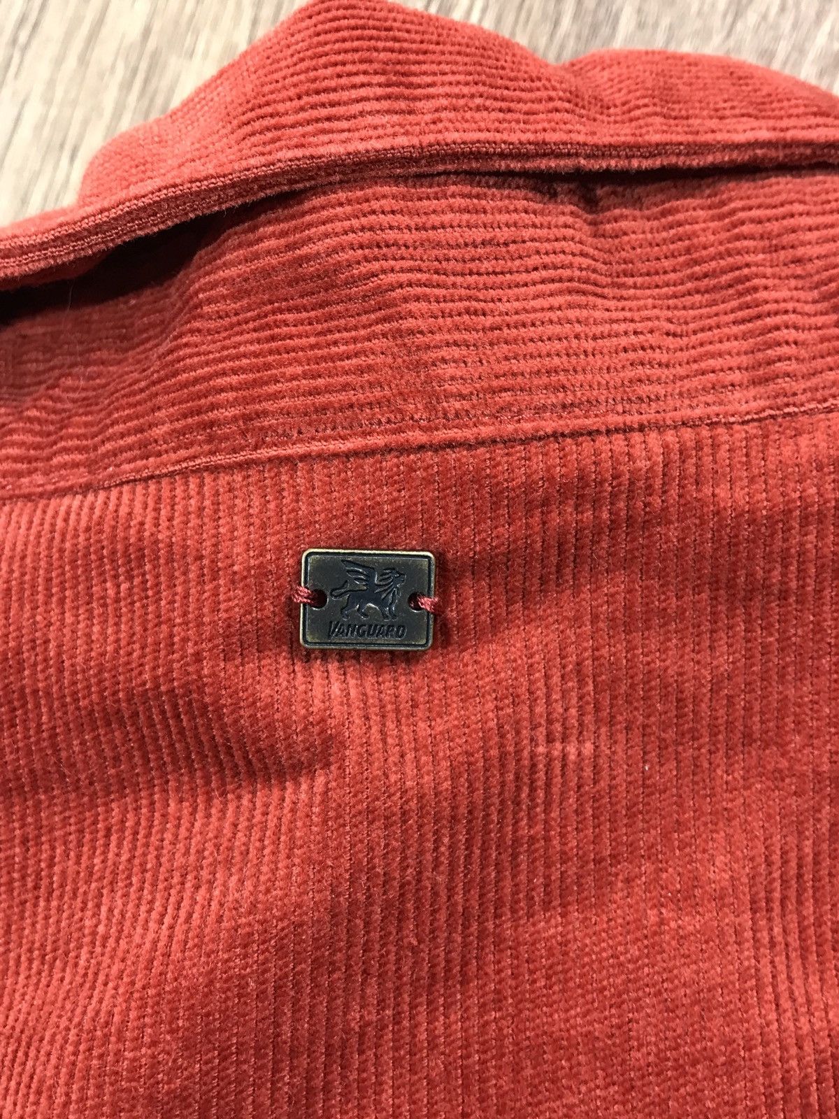 Other Venguard Velvet Shirt Button Size US XXL / EU 58 / 5 - 18 Thumbnail