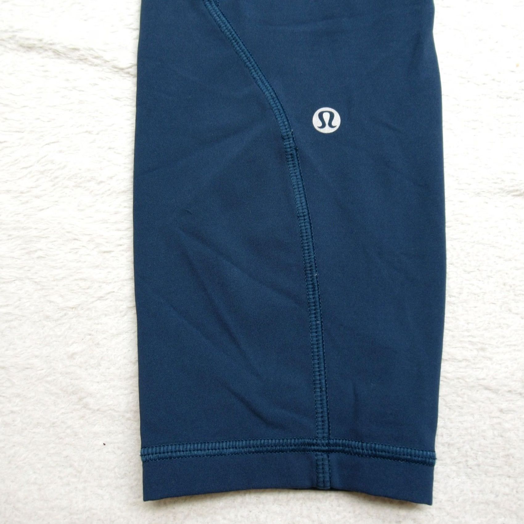 Lululemon Lululemon Leggings 6 Womens Sea Blue Time To Sweat Crop 23" Yoga 3 Pockets Flex Size 28" / US 6 / IT 42 - 5 Thumbnail