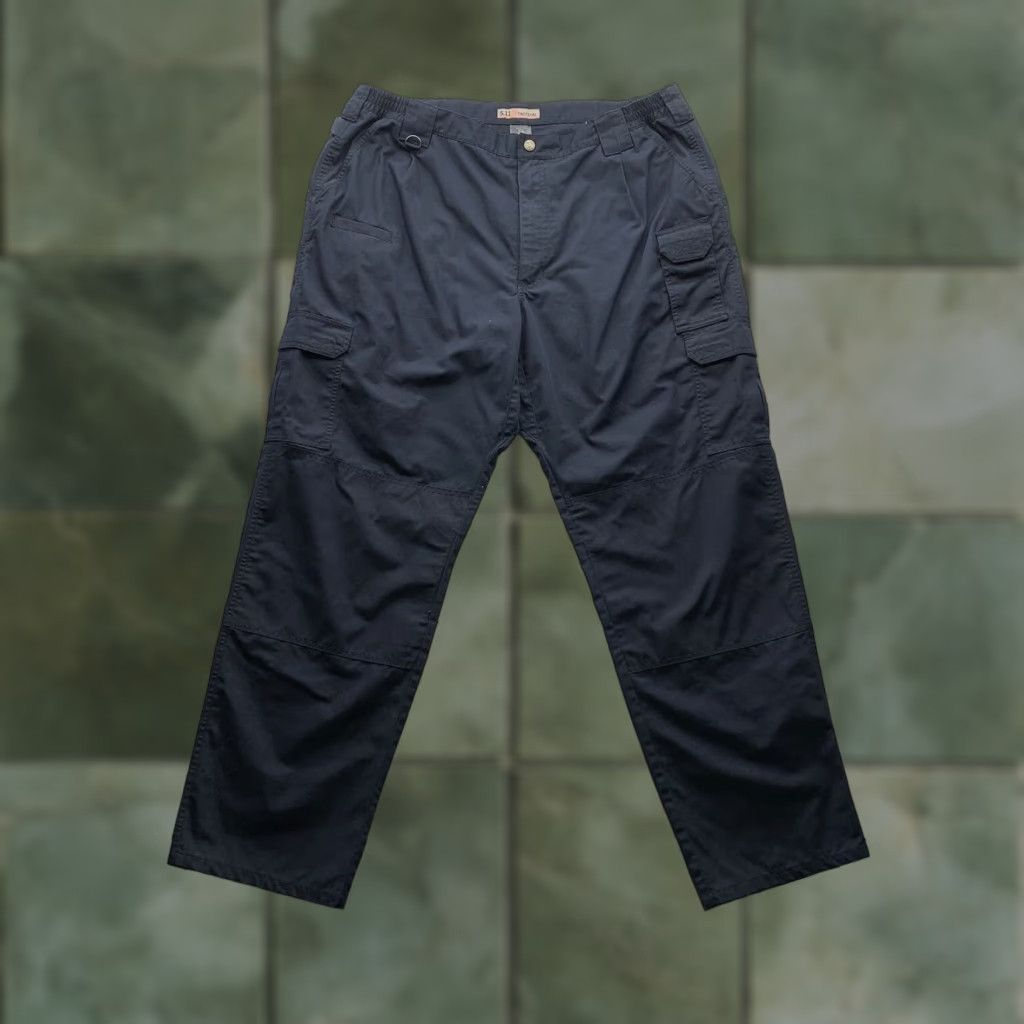 Vintage 5.11 Tactical Cargo Pants Mens 42x34 Taclite Pro Ripstop Airsoft Milsim Operator Pants Mens Black 5.11 Taclite Pro Cargo Army/Gaming Style Size US 42 / EU 58 - 1 Thumbnail
