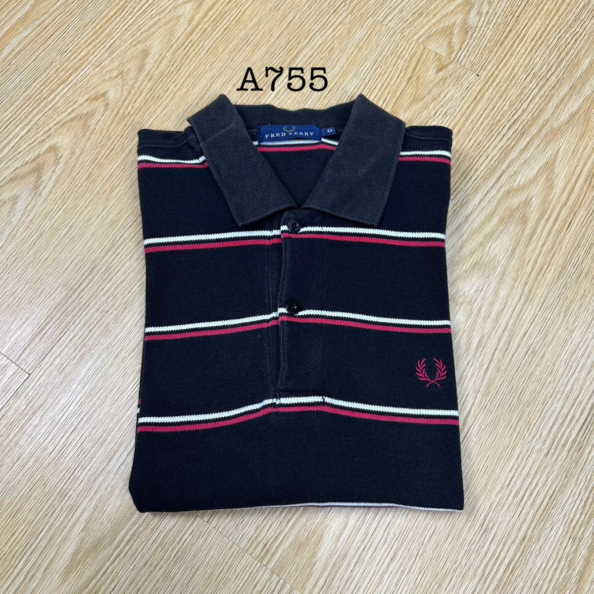 Fred Perry Vintage Fred Perry Stripe Polo Shirt A755 Size US L / EU 52-54 / 3 - 11 Thumbnail