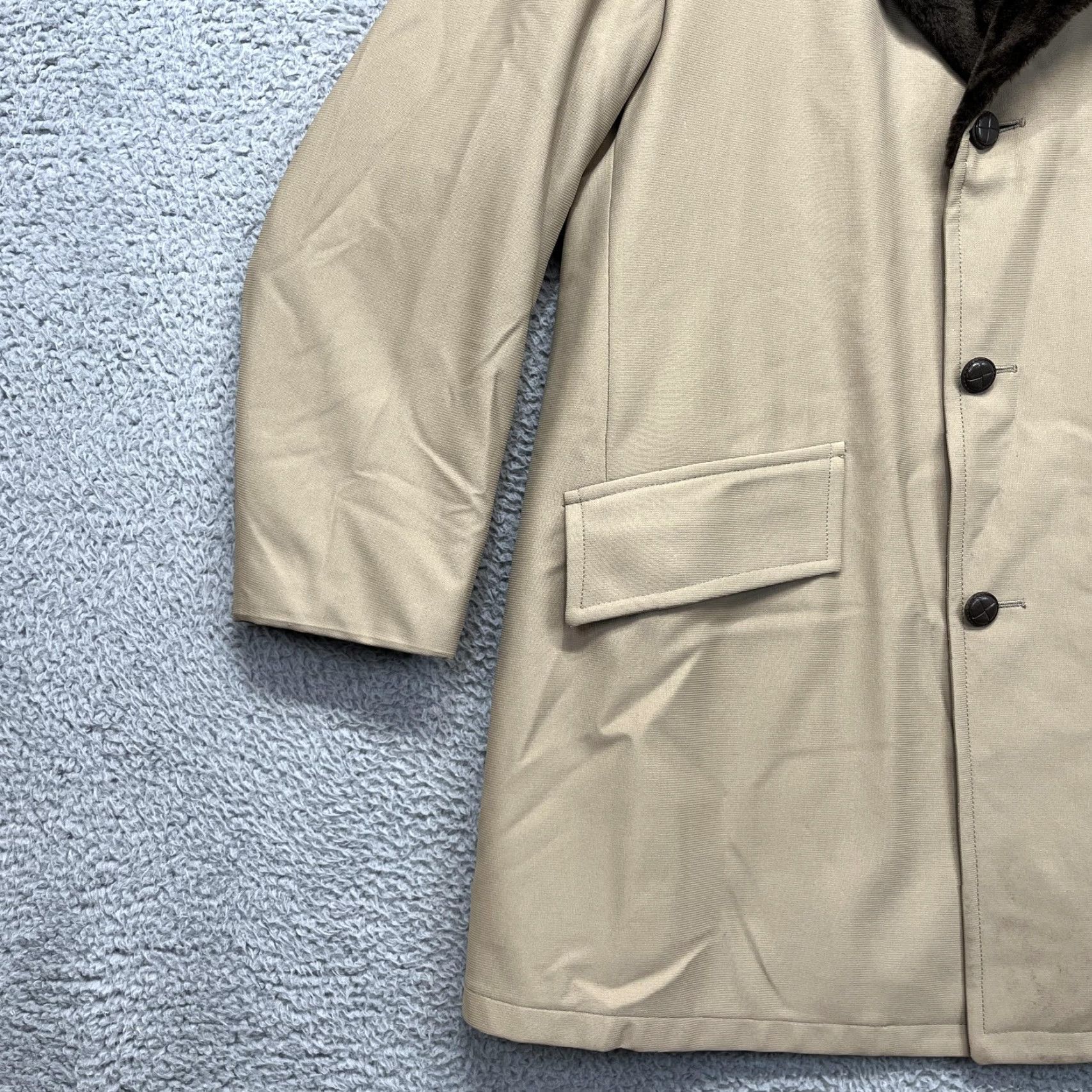 Sears VINTAGE Sears Coat Mens 48 X-Tall Beige Fur Collar Microfiber Overcoat 70s Size US M / EU 48-50 / 2 - 7 Thumbnail