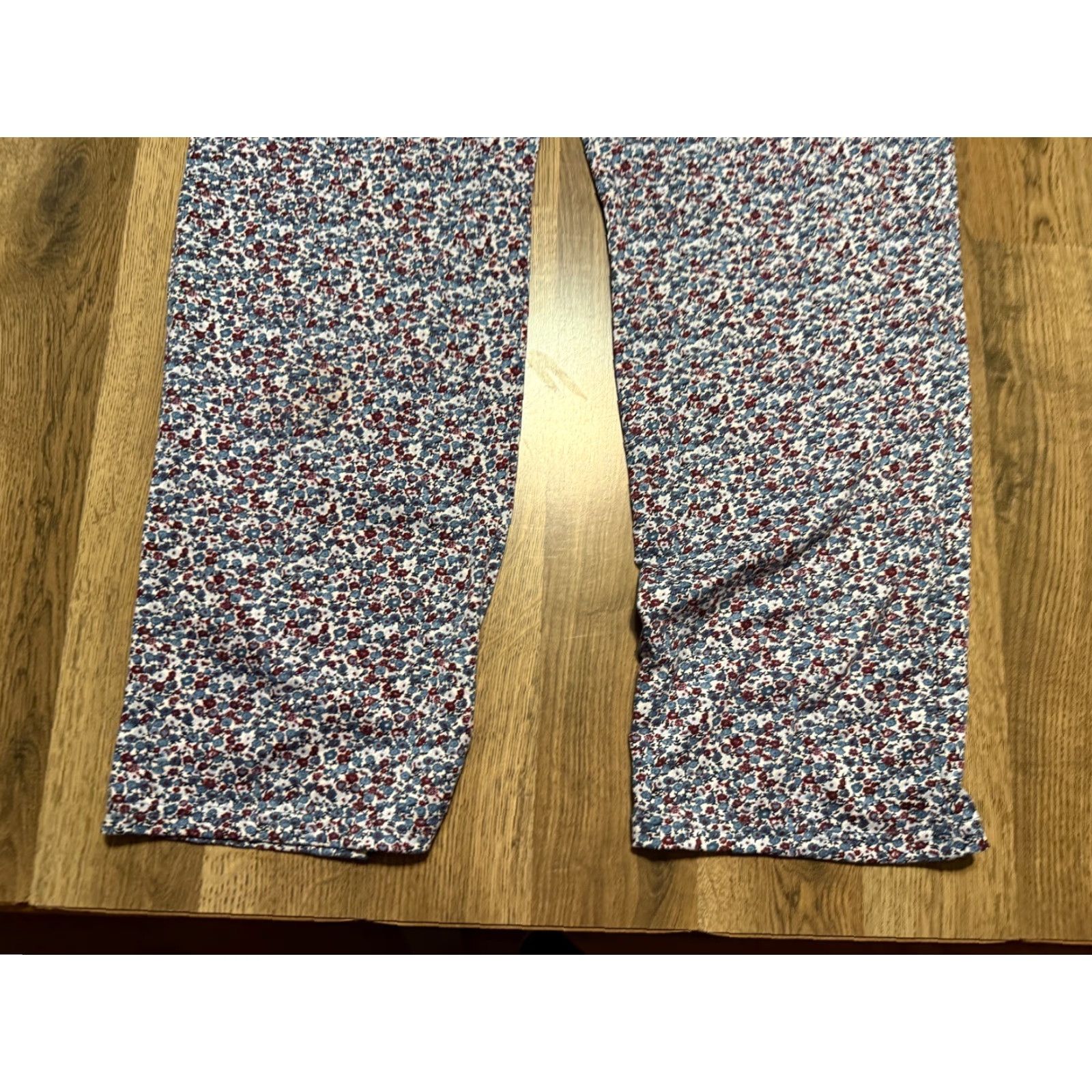Lands' End Lands' End Women's Pajama Pants, Floral Sleepwear, Medium, Blue White Purple, Drawstring, Lightweight, Regular, Machine Washable, Sleepwear Size 32" / US 10 / IT 46 - 3 Thumbnail