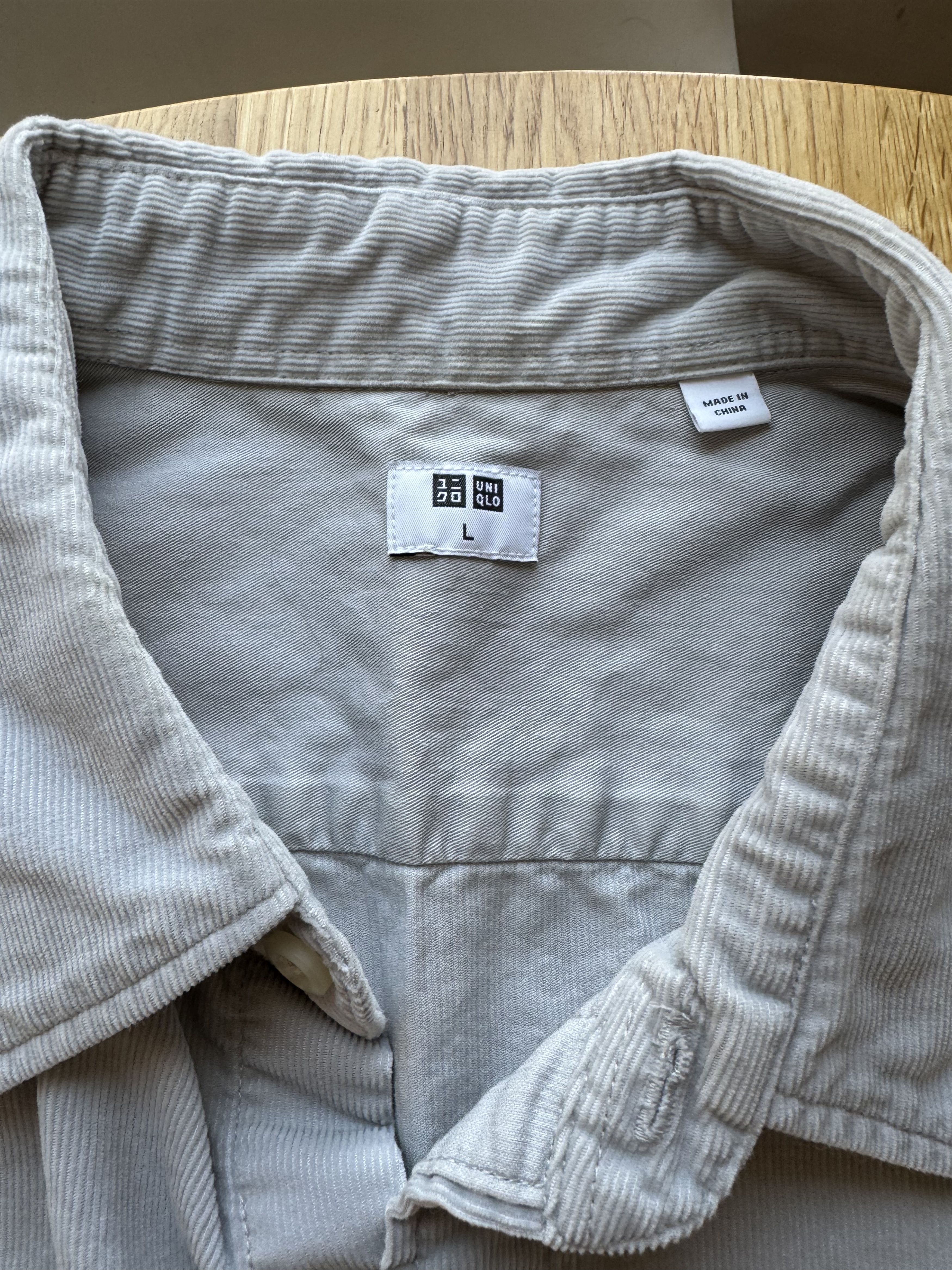 Uniqlo Uniqlo Corduroy Button Up Oxford Size US L / EU 52-54 / 3 - 2 Thumbnail