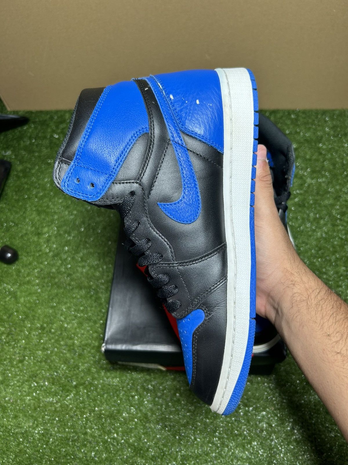 Jordan Brand Jordan 1 Royal 2017 Size US 10.5 / EU 43-44 - 8 Thumbnail
