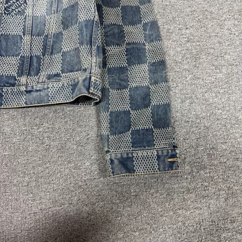 Louis Vuitton Louis Vuitton Make an old checkerboard denim cropped jacke Size US L / EU 52-54 / 3 - 4 Thumbnail