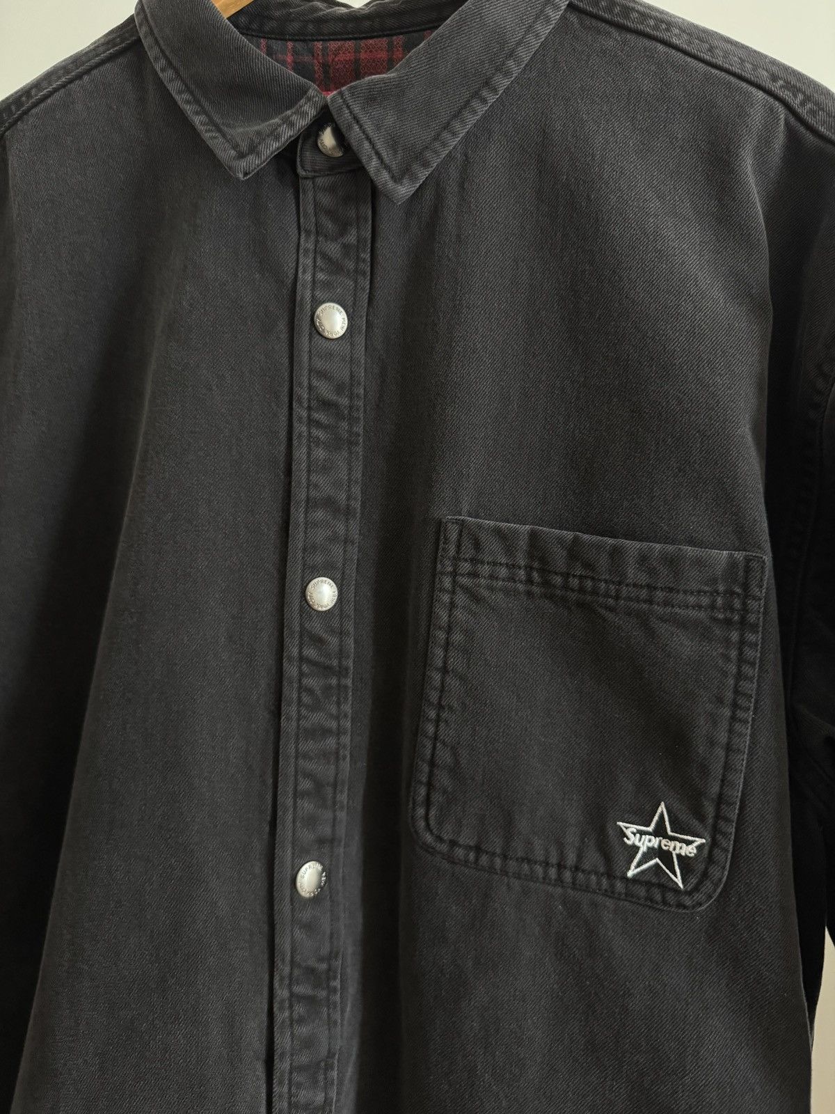 Supreme Supreme quilted lined denim snap shirt Size US XL / EU 56 / 4 - 2 Thumbnail