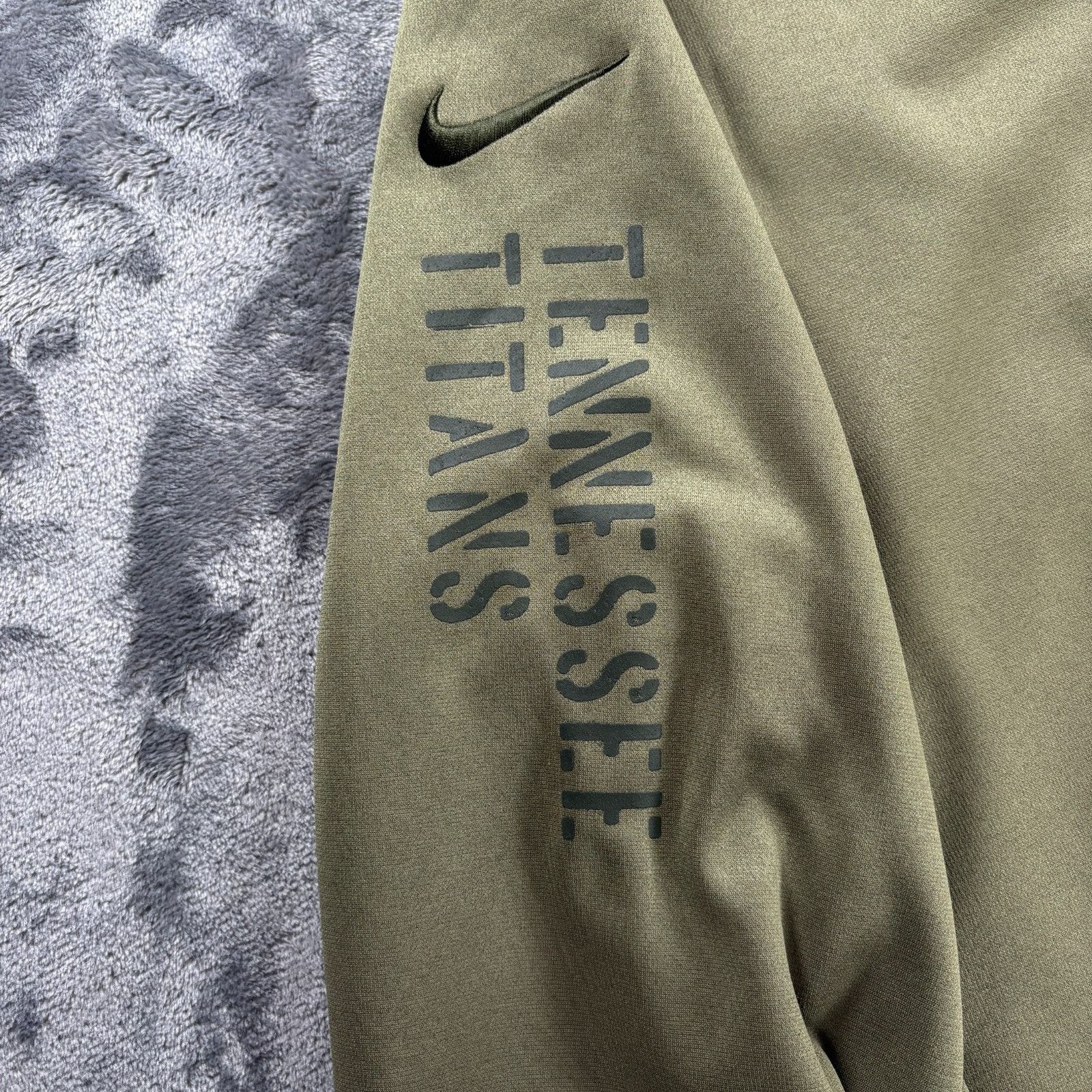 Nike Nike Tennessee Titans Salute To Service Hoodie Mens XXL Camo Size US XXL / EU 58 / 5 - 9 Thumbnail