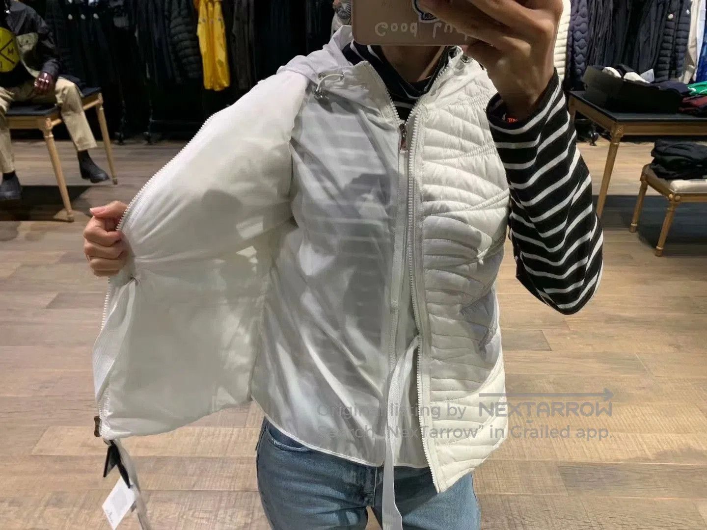 Moncler Moncler White Down Vest. Size M / US 6-8 / IT 42-44 - 7 Thumbnail