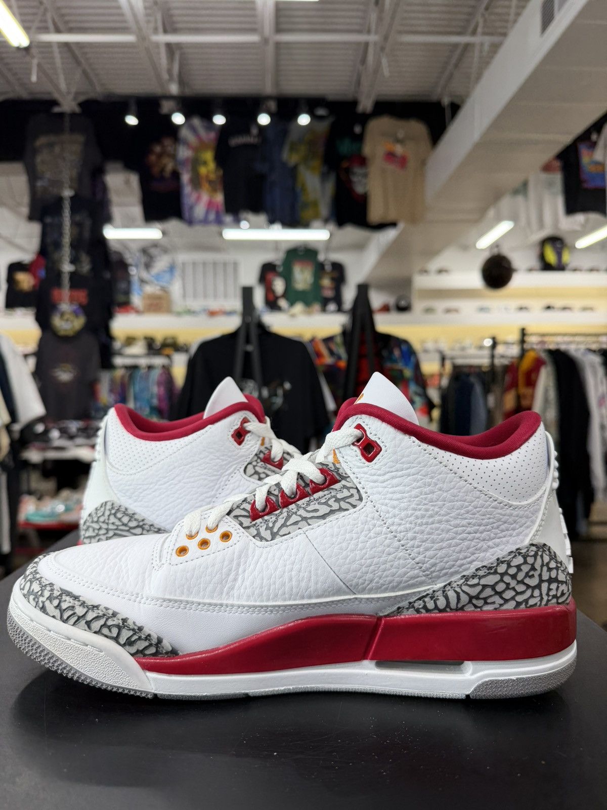 Jordan Brand Air Jordan 3 Cardinal Red Size 8.5 (2022) Size US 8.5 / EU 41-42 - 4 Thumbnail