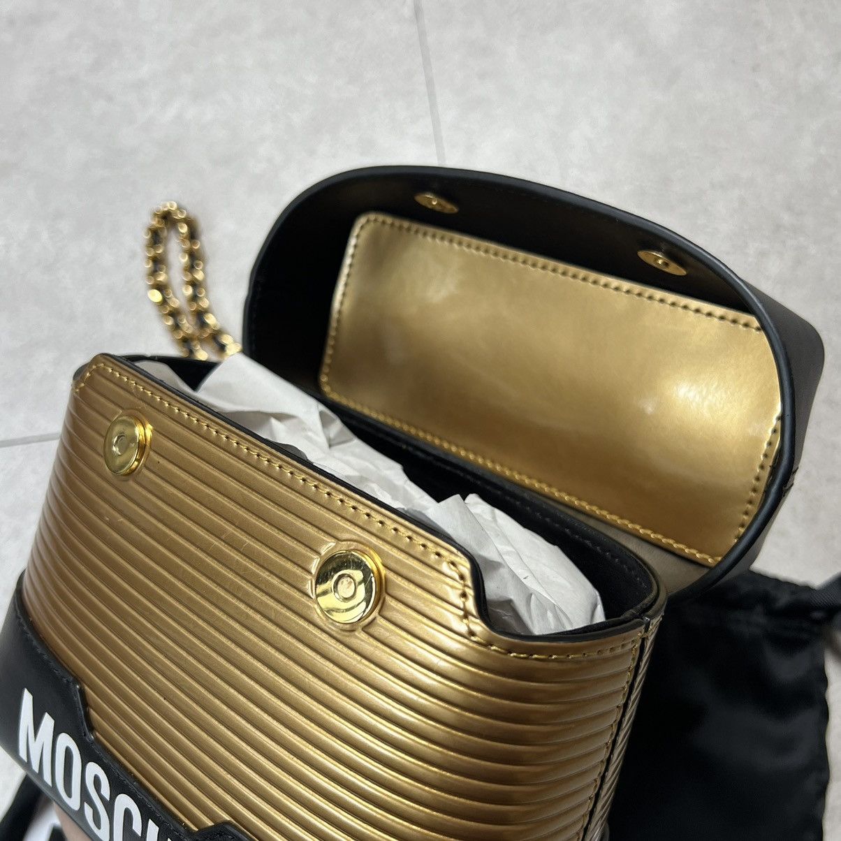 H&M × Moschino H&M Moschino Padrock 2way Chain Bag Size ONE SIZE - 5 Thumbnail